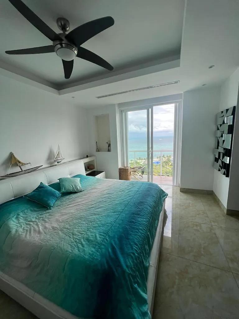 Punta Me Luxury Apartment Beach Front Condo Amara Cancún Mexiko