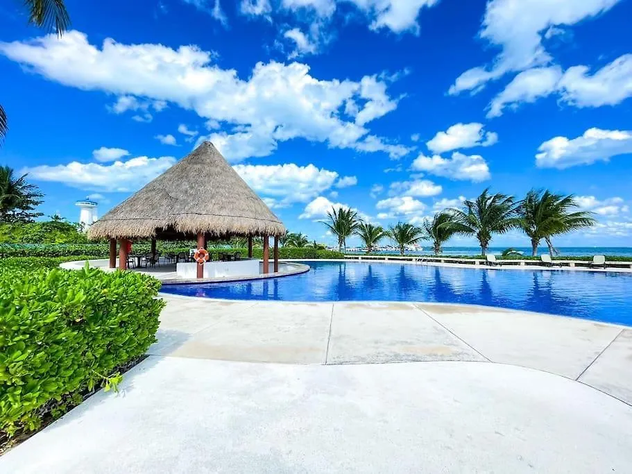 Punta Me Luxury Apartment Beach Front Condo Amara Cancun