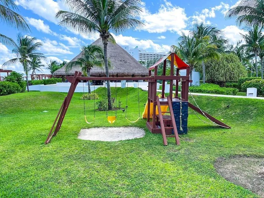 Punta Me Luxury Apartment Beach Front Condo Amara Cancun