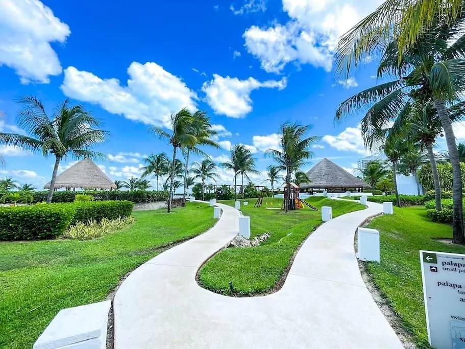 Punta Me Luxury Apartment Beach Front Condo Amara Cancun